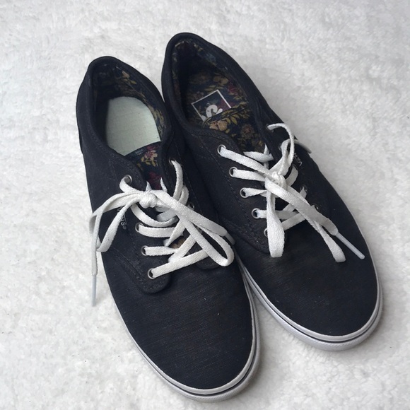 womens black vans sneakers